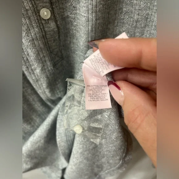 NWT Victoria’s Secret grey glittery long sleeve Henley top Size Medium. #10269 - Picture 6 of 7